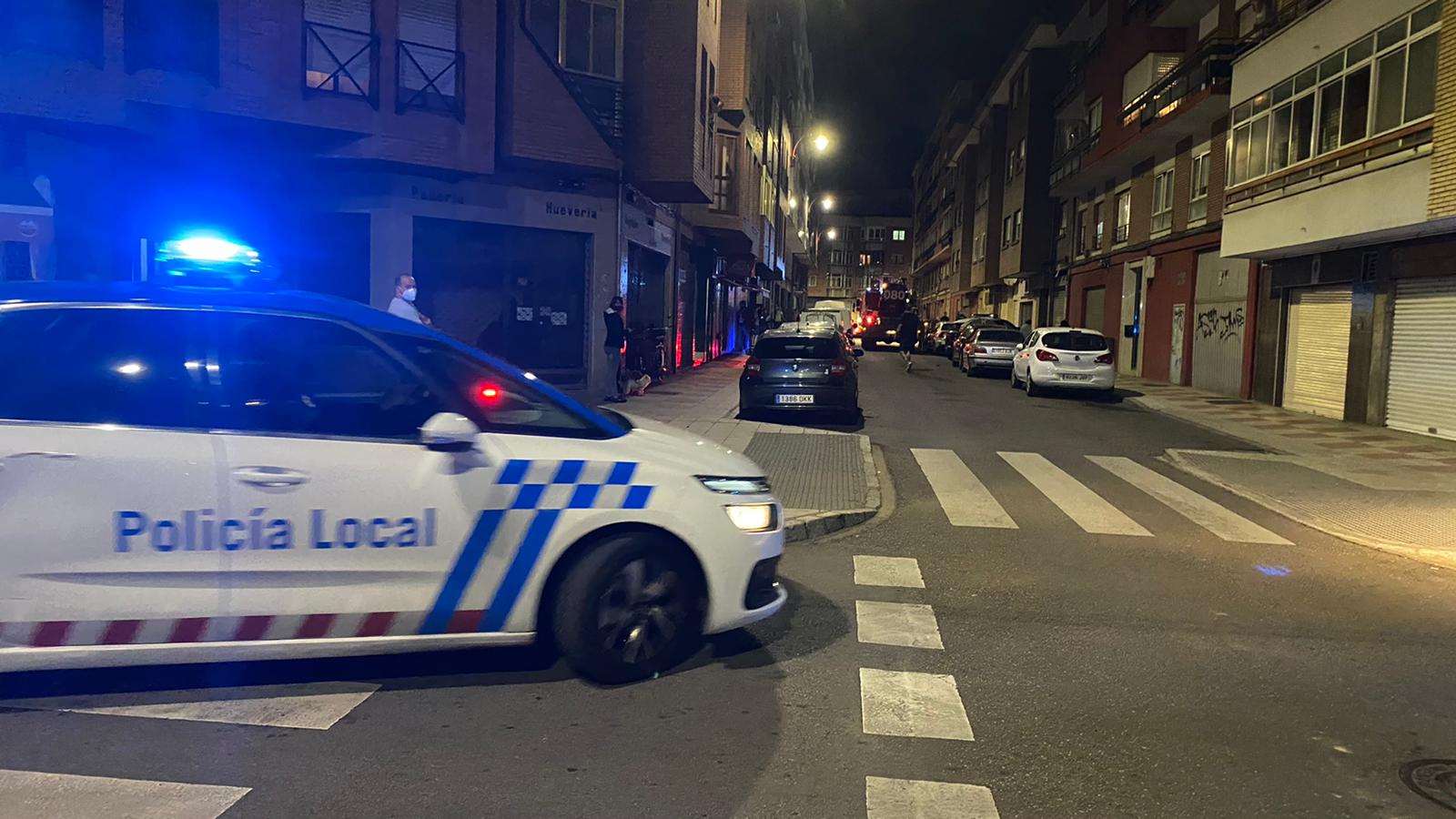 Fotos: Incendio en la calle Obispo Almarcha de León capital
