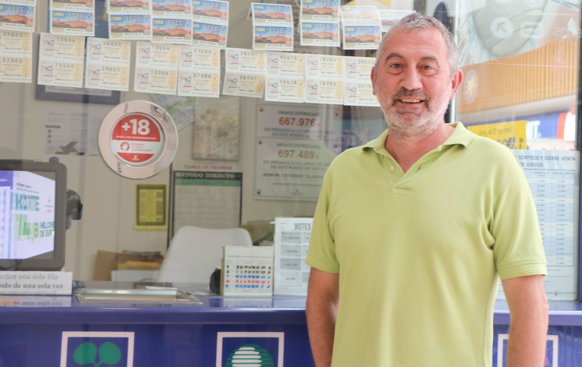 La administración de Lotería de Carrefour, en León, vende más de seis series del primer premio, a lo que se suman los boletos dispensados en dos despachos de León y una administración de Astorga.