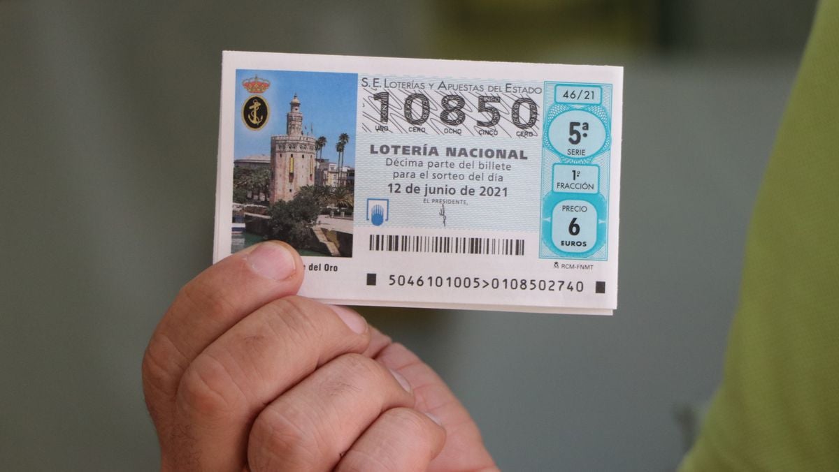La administración de Lotería de Carrefour, en León, vende más de seis series del primer premio, a lo que se suman los boletos dispensados en dos despachos de León y una administración de Astorga.