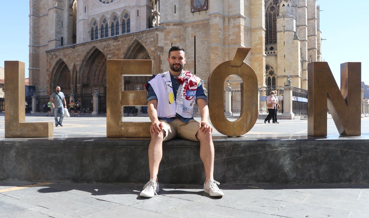 El capitán de Abanca Ademar deja el club en su segunda etapa tras diez temporadas vistiendo la camiseta del conjunto leonés.