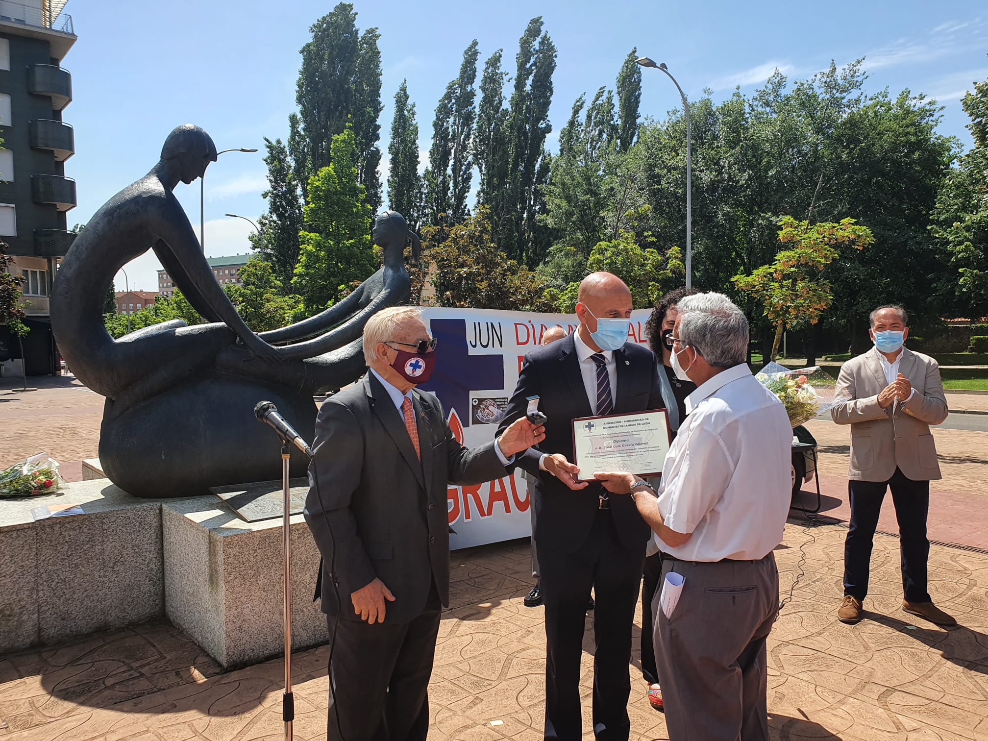 Homenaje a los donantes con motivo del Día Mundial del Donante de Sangre