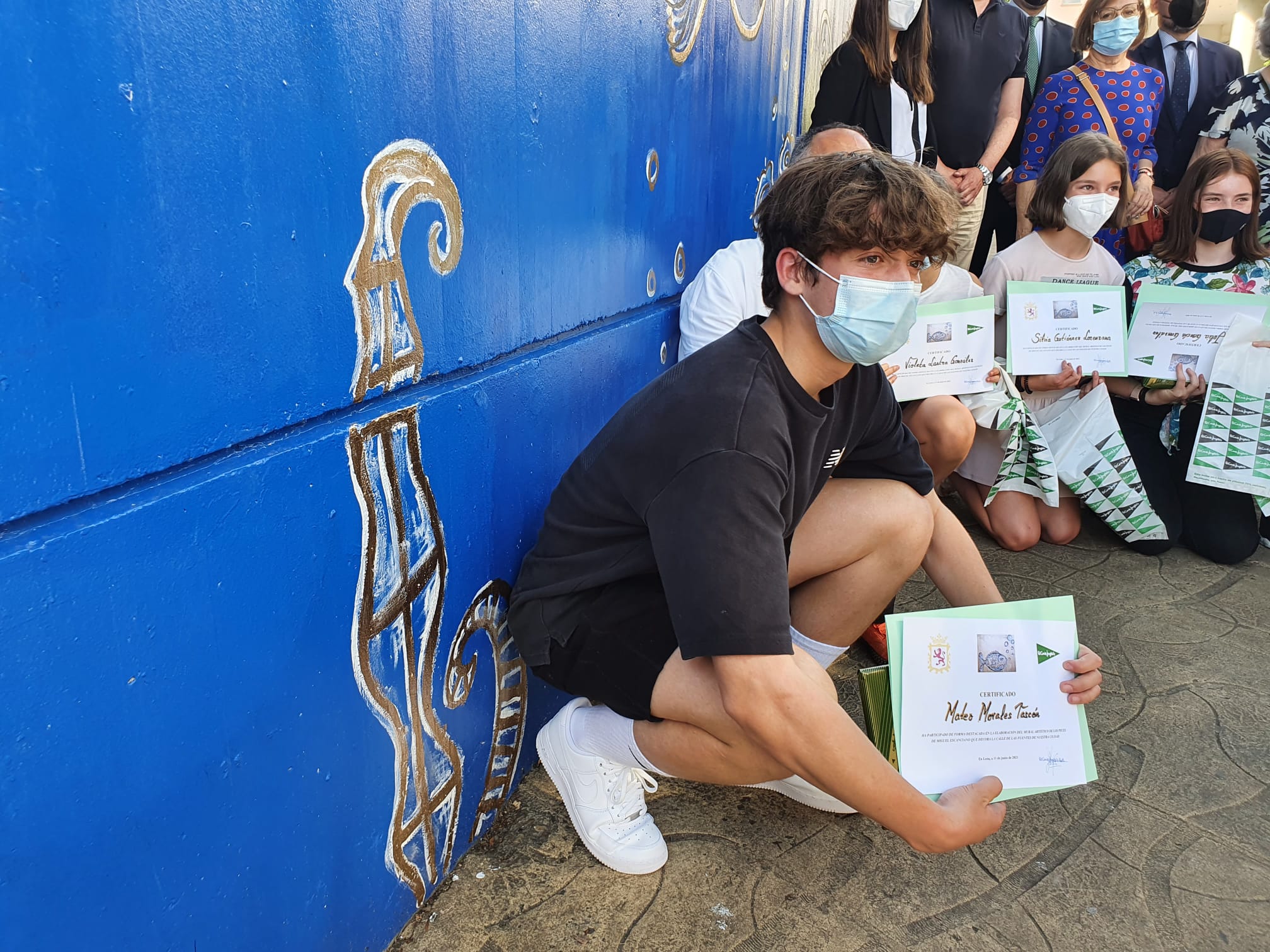 Inauguración del mural artístico de los Peces en homenaje a Miguel Escanciano.