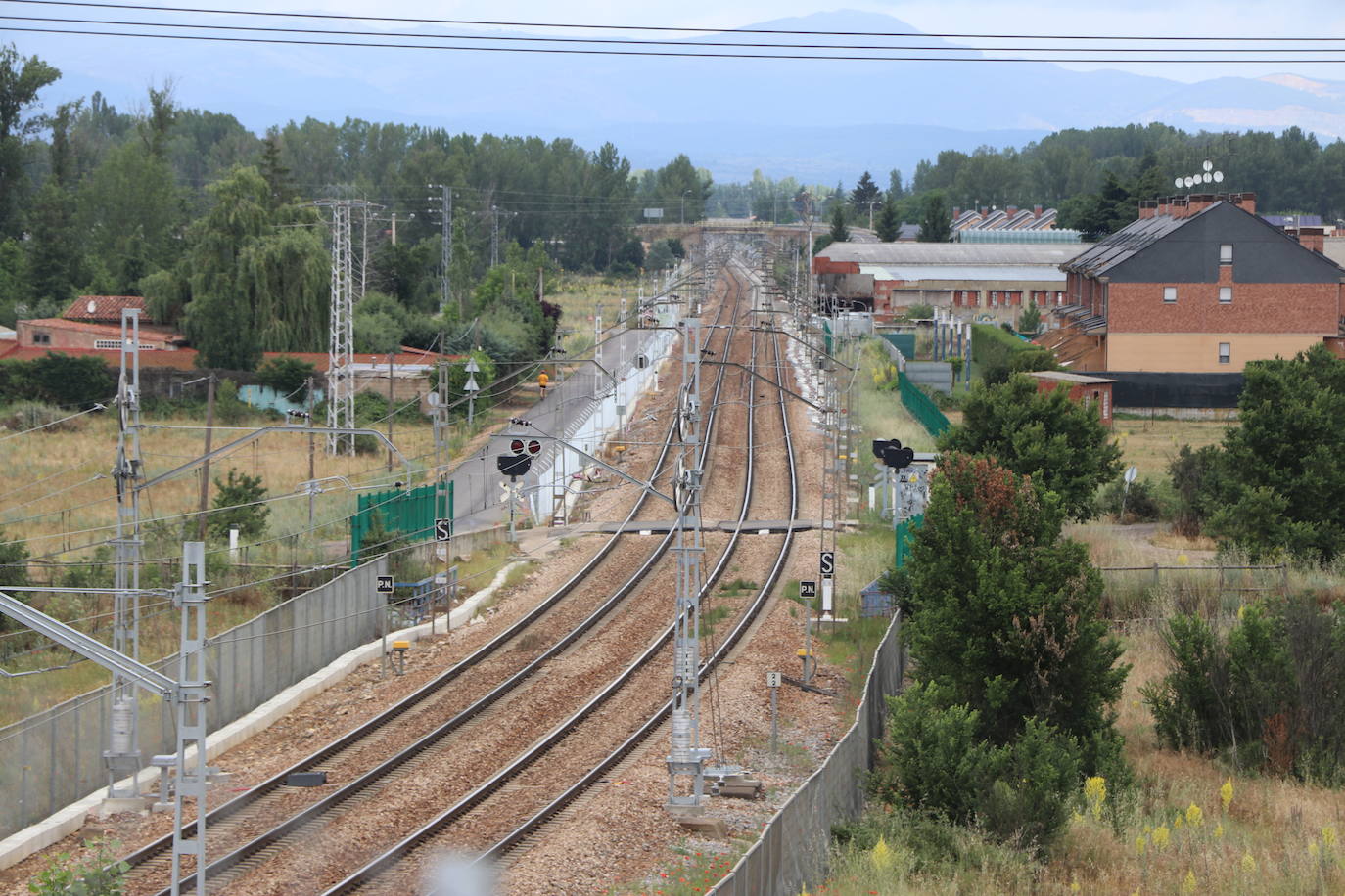 El municipio logra conectarse con León a través de un nuevo paso elevado que le comunicará con la capital.