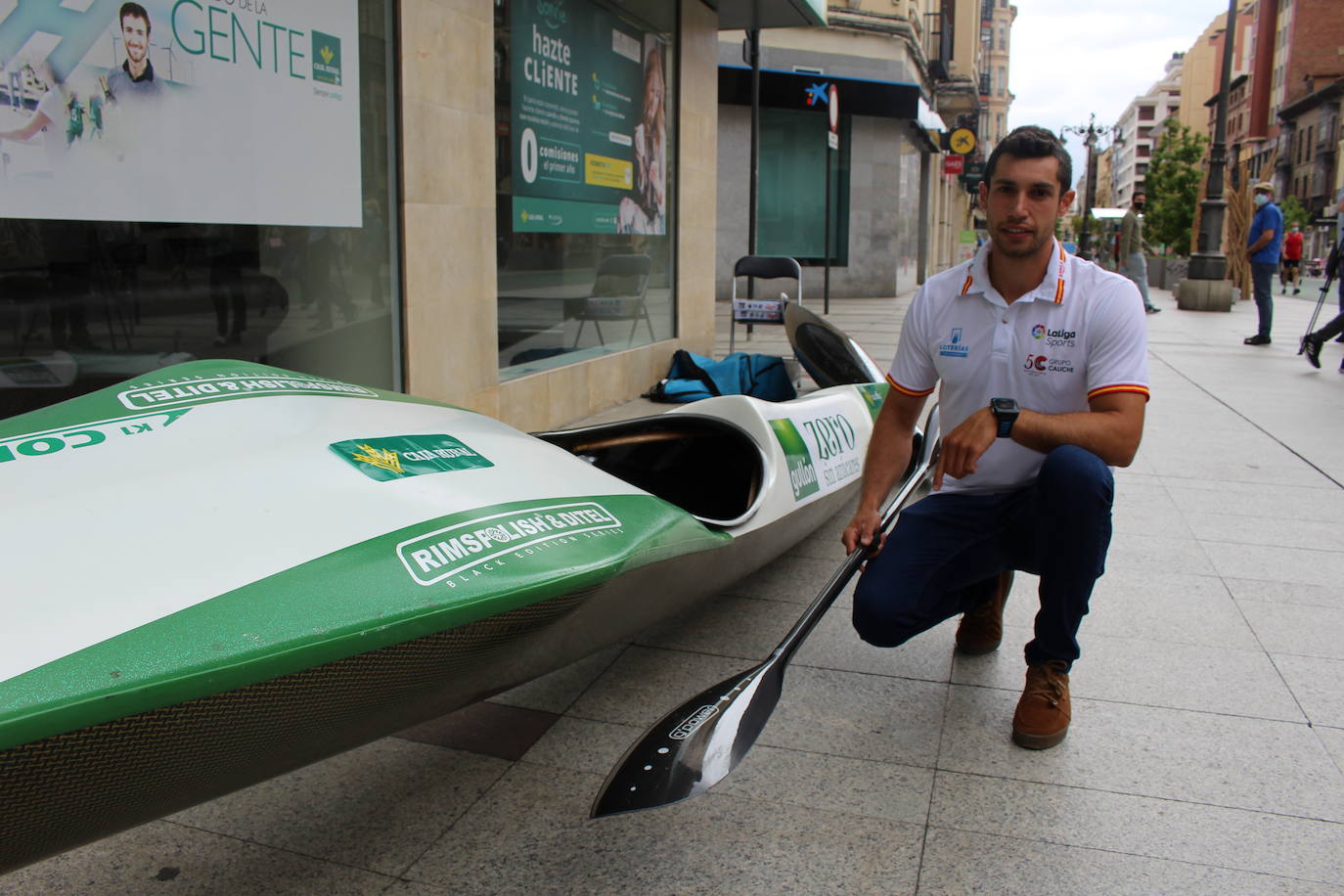 La sede de Caja Rural en León ha sido el espacio elegido para la presentación del Campeonato de España de Aguas Bravas que se celebrará en Sabero.