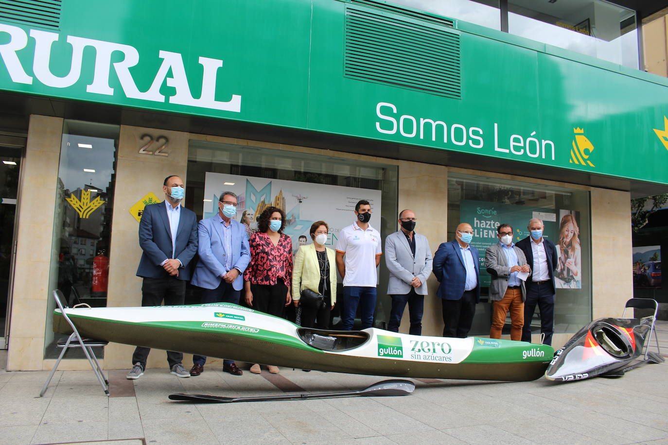 La sede de Caja Rural en León ha sido el espacio elegido para la presentación del Campeonato de España de Aguas Bravas que se celebrará en Sabero.