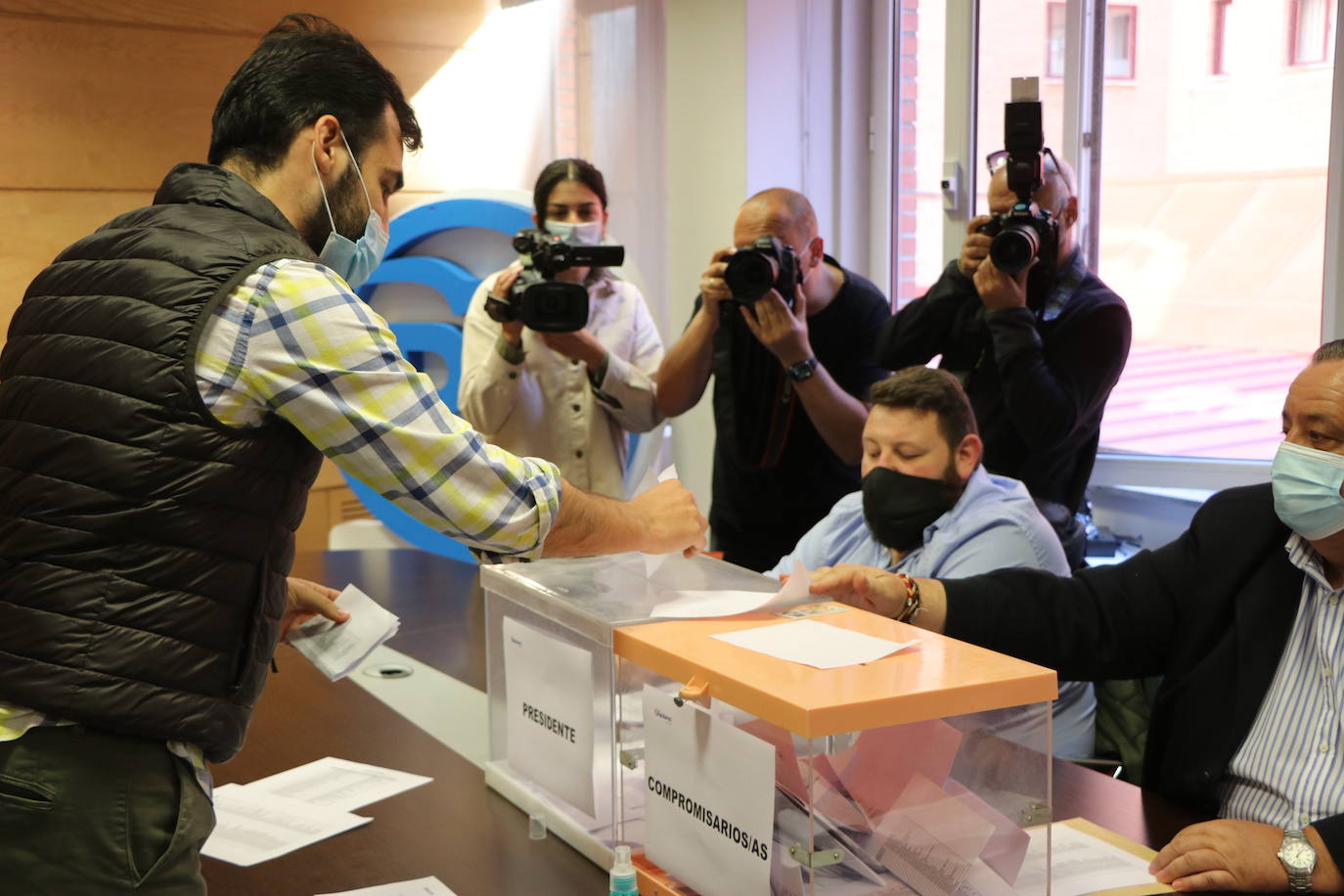 Fotos: Elecciones en el PP de León