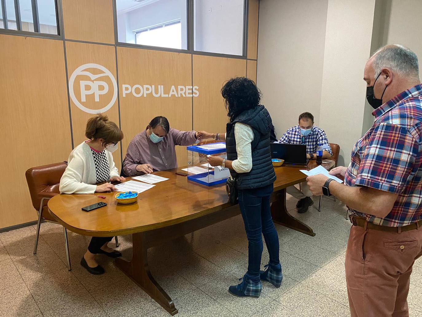 Fotos: Elecciones en el PP de León