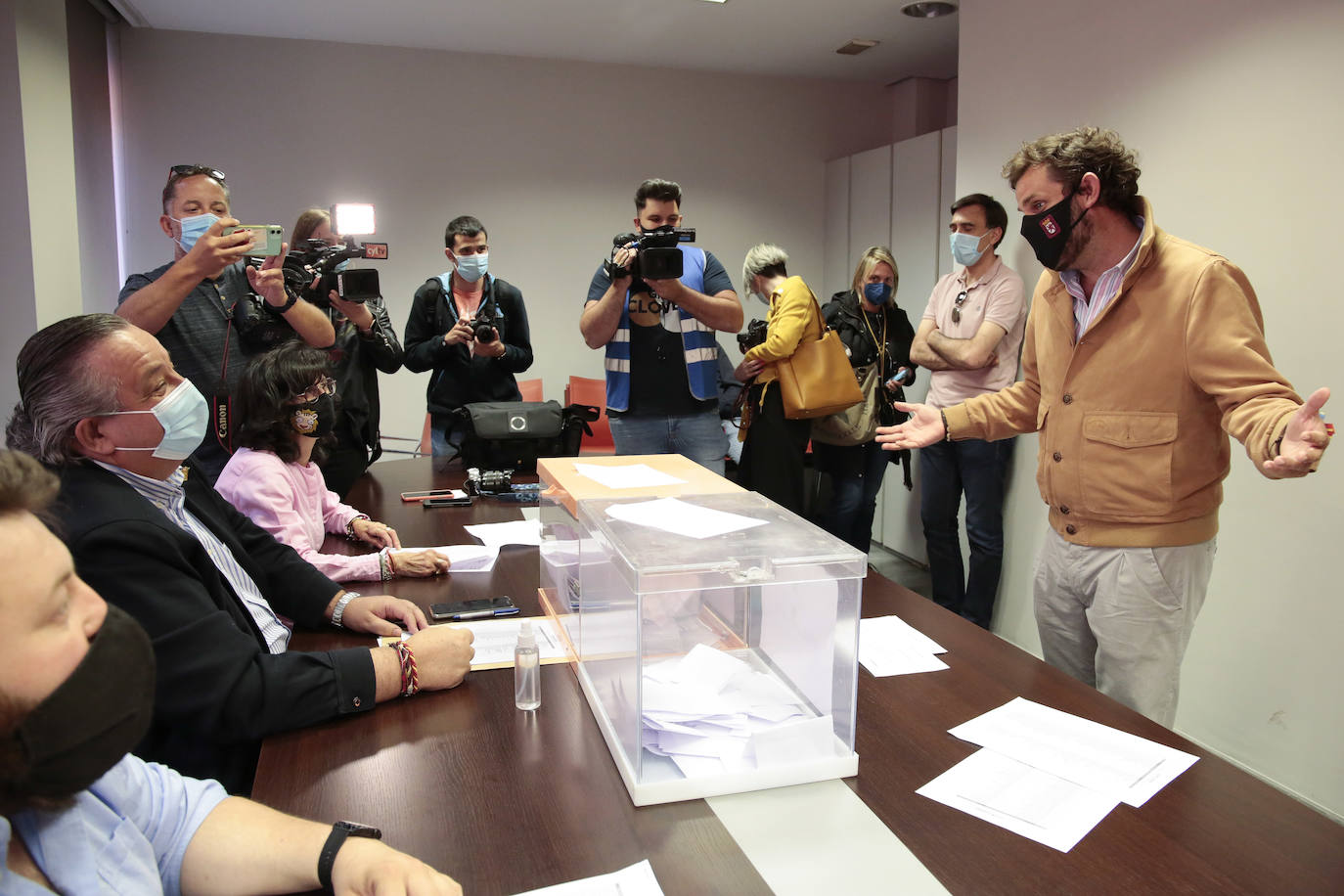 Fotos: Elecciones en el PP de León