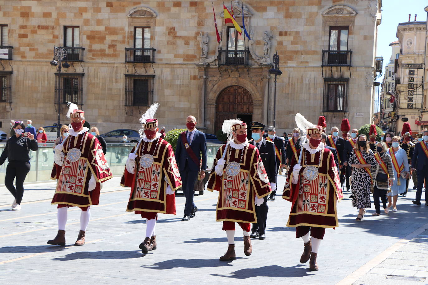 Fotos: León celebra las fiestas de San Juan