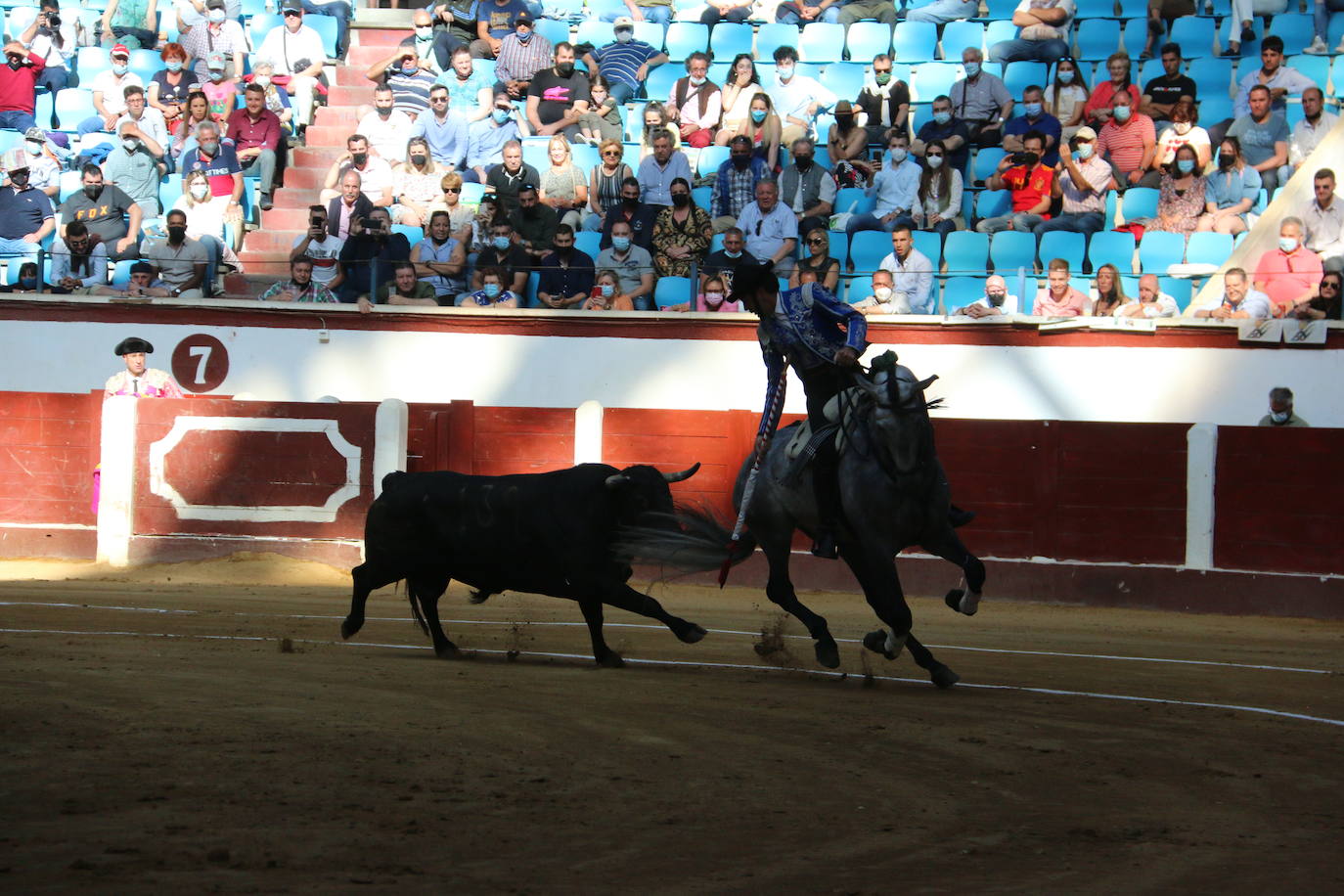 Fotos: Las mejores imágenes de Plablo Hermoso de Mendoza en la plaza de toros de León