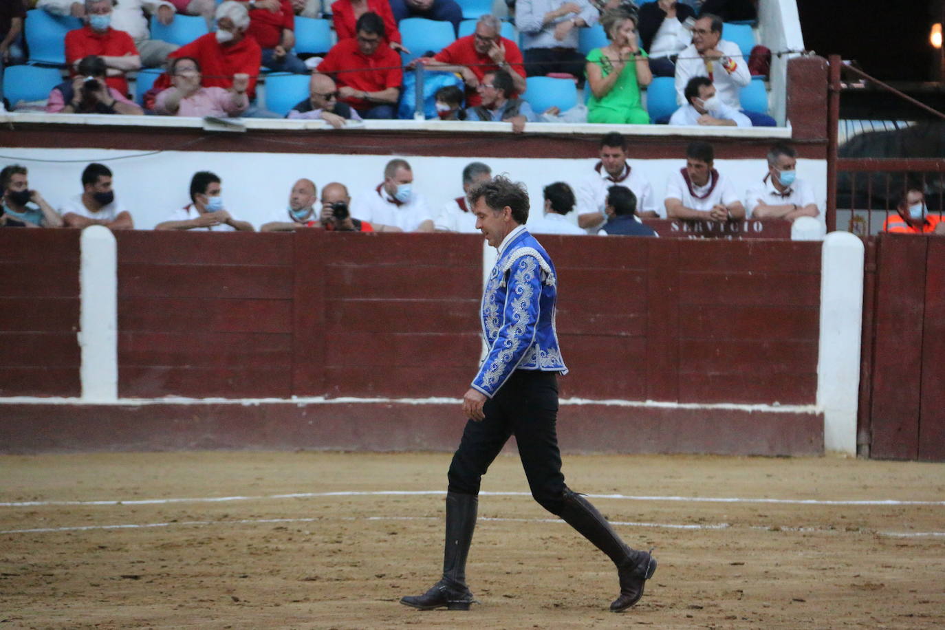 Fotos: Las mejores imágenes de Plablo Hermoso de Mendoza en la plaza de toros de León