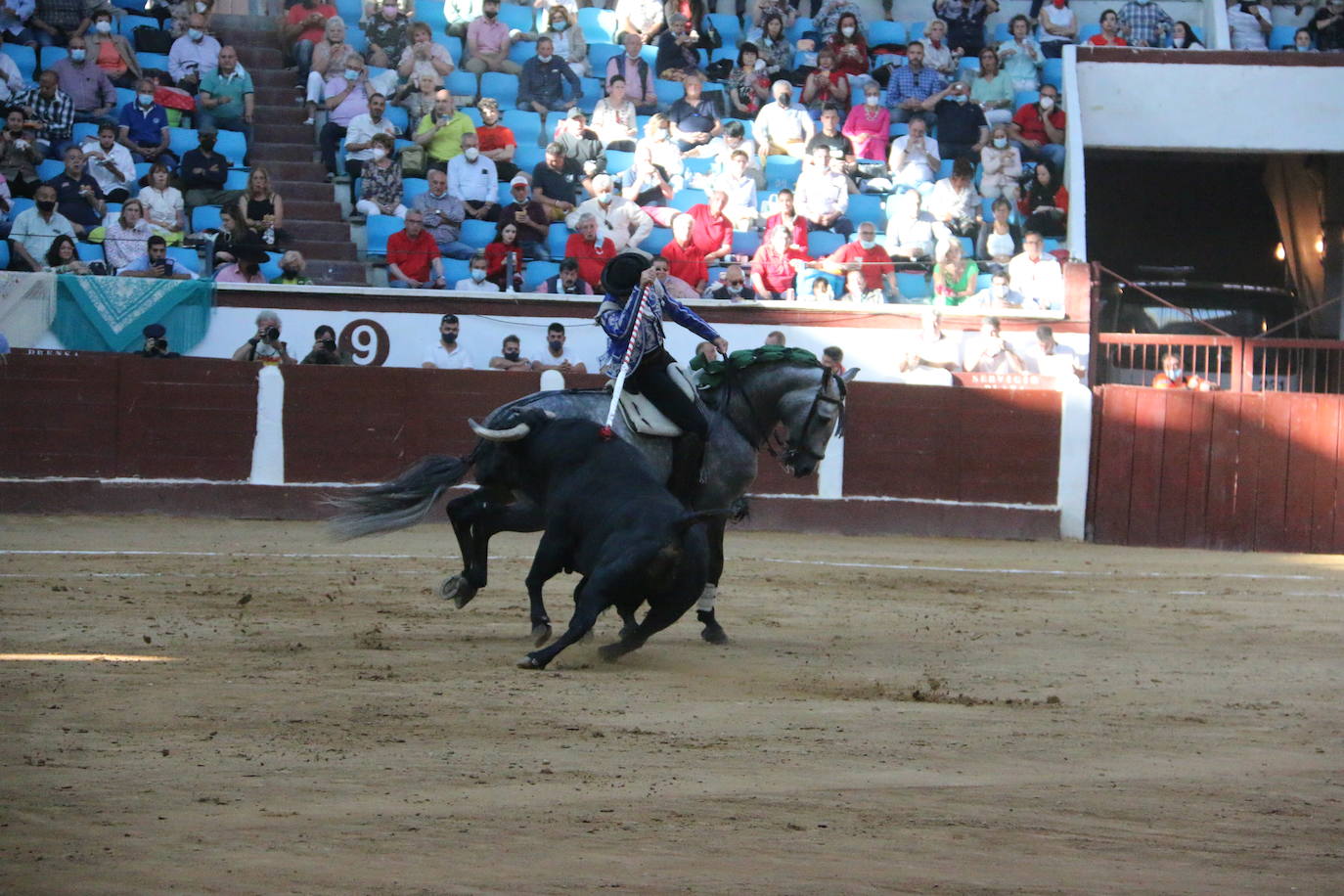 Fotos: Las mejores imágenes de Plablo Hermoso de Mendoza en la plaza de toros de León