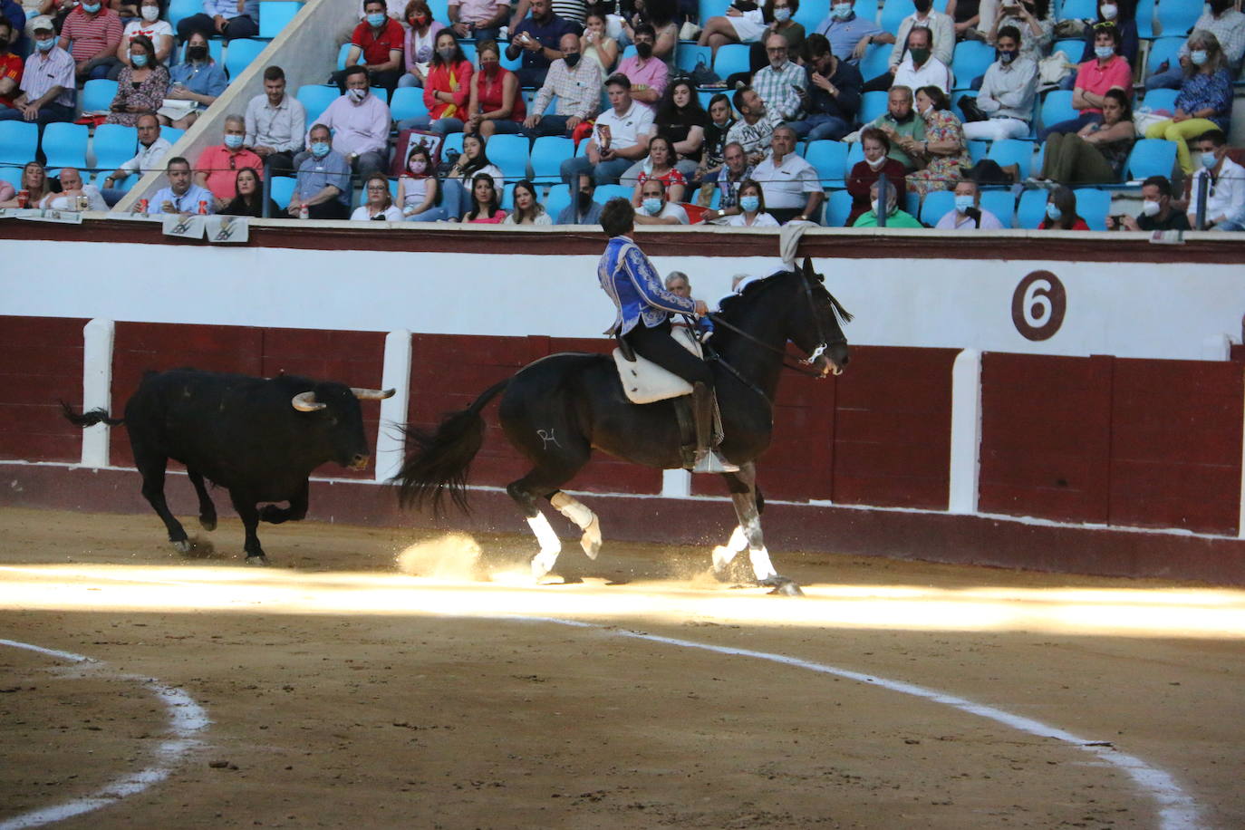 Fotos: Las mejores imágenes de Plablo Hermoso de Mendoza en la plaza de toros de León