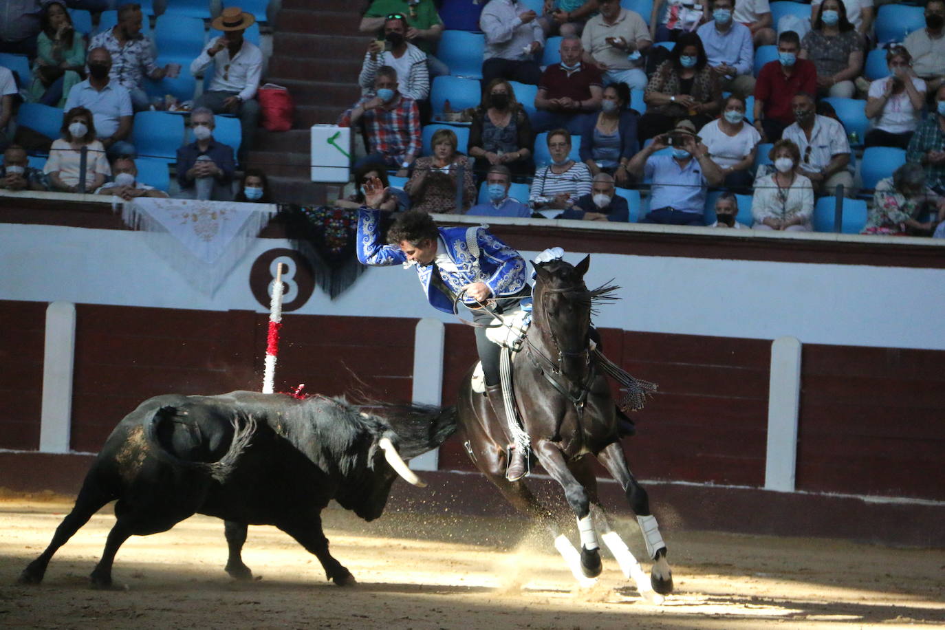 Fotos: Las mejores imágenes de Plablo Hermoso de Mendoza en la plaza de toros de León