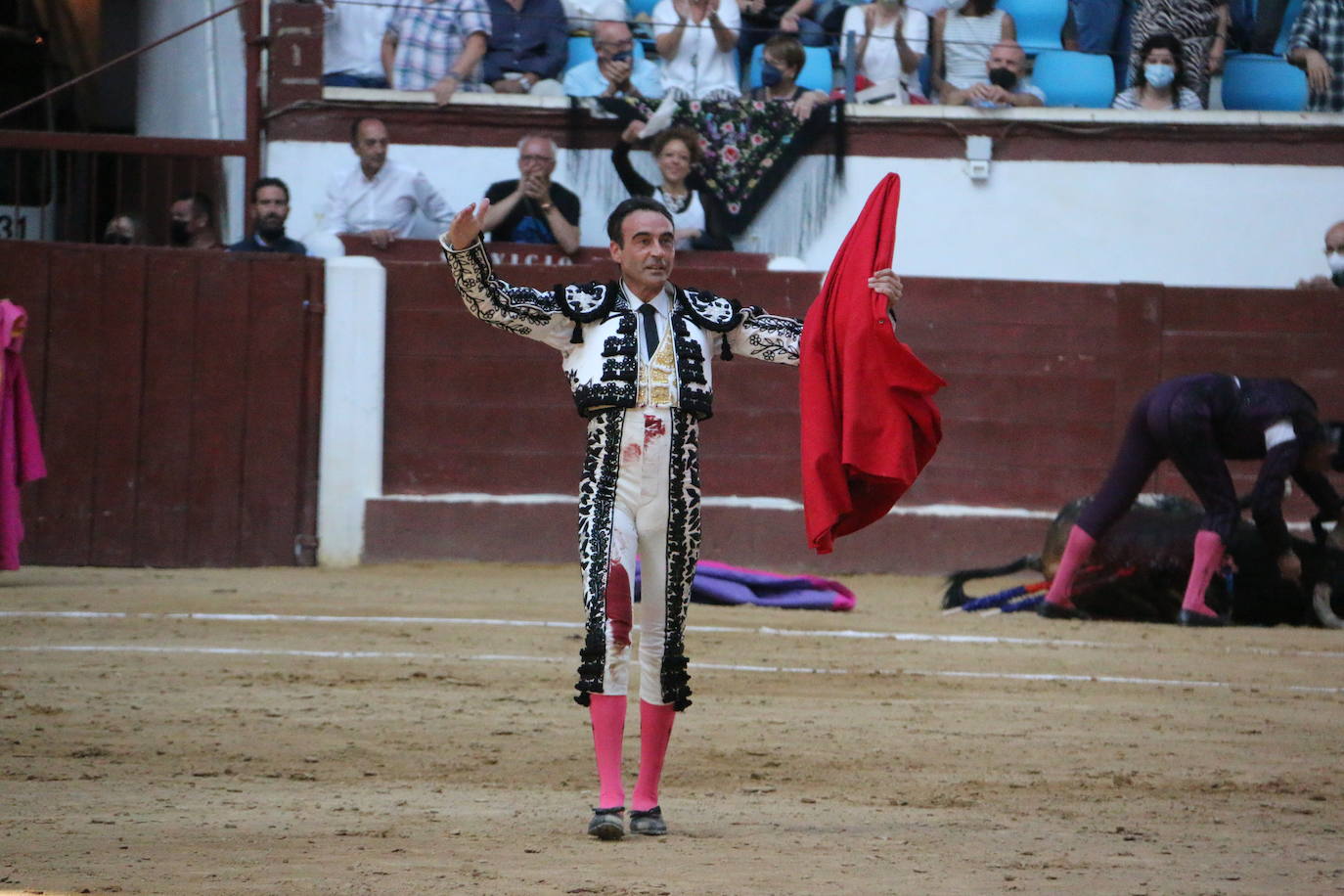 Fotos: Las mejores imágenes de Enrique Ponce en la plaza de toros de León