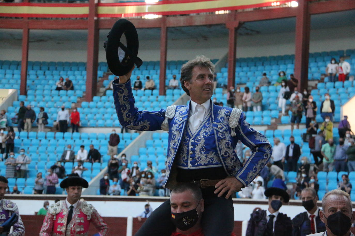 Puerta grande para Pablo Hermoso y Enrique Ponce