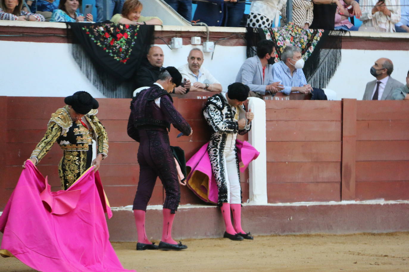 Puerta grande para Pablo Hermoso y Enrique Ponce