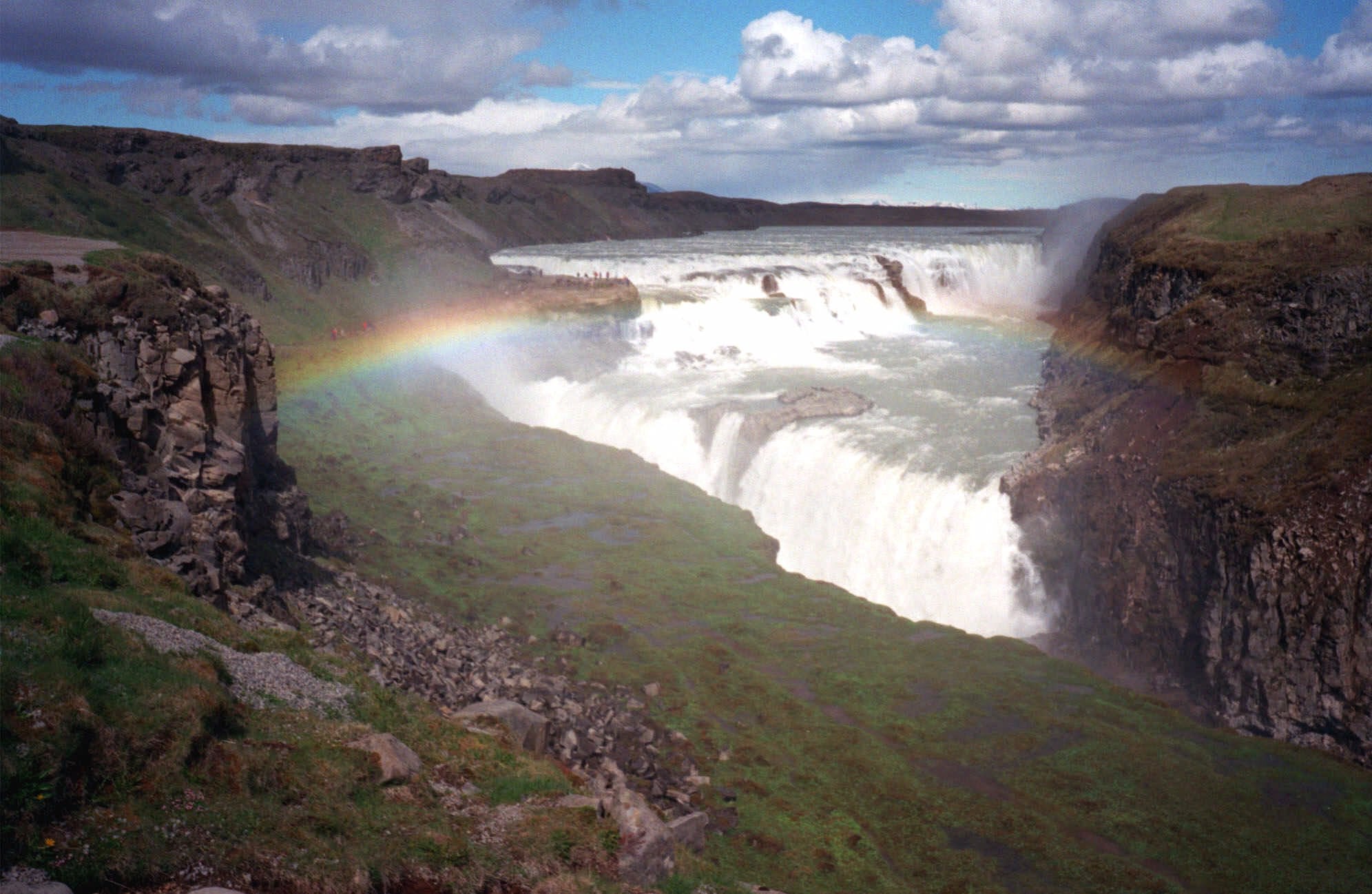 2. Islandia