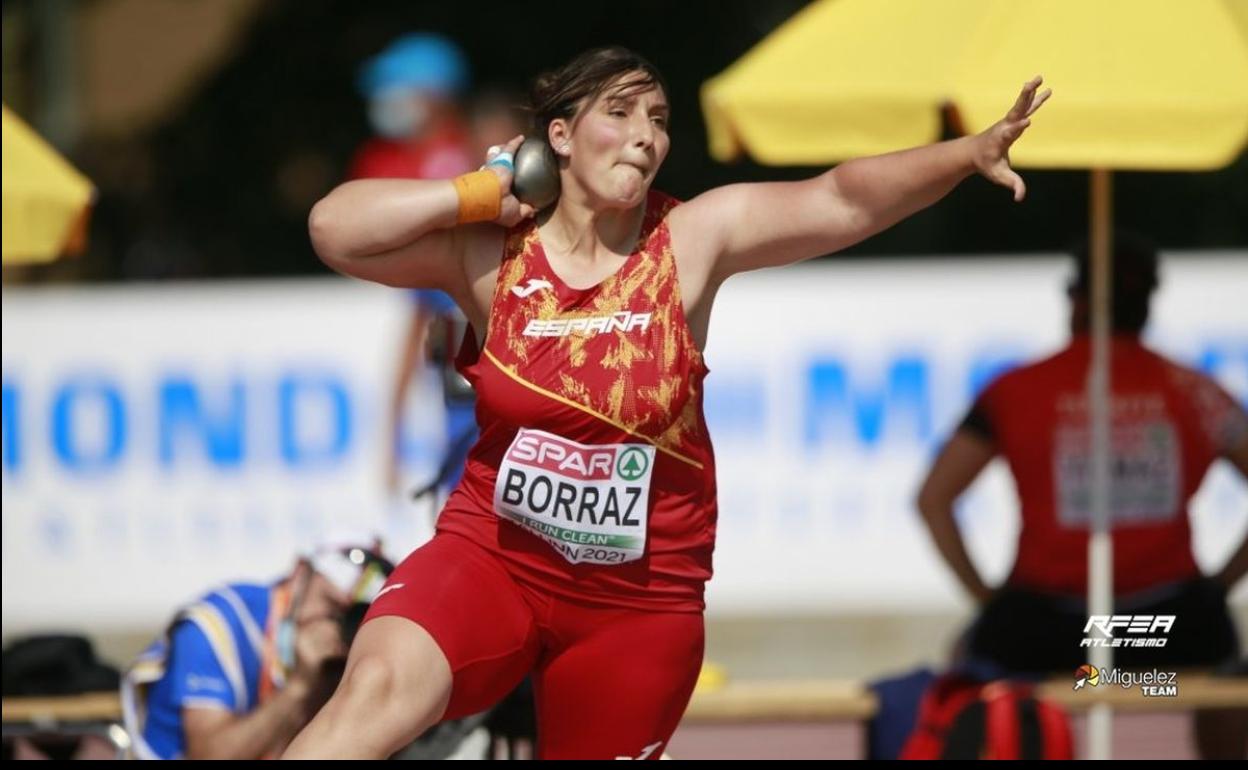 Mónica Borraz durante uno de sus lanzamientos en el Campeonato de Europa Sub23 en Tallín Estonia.