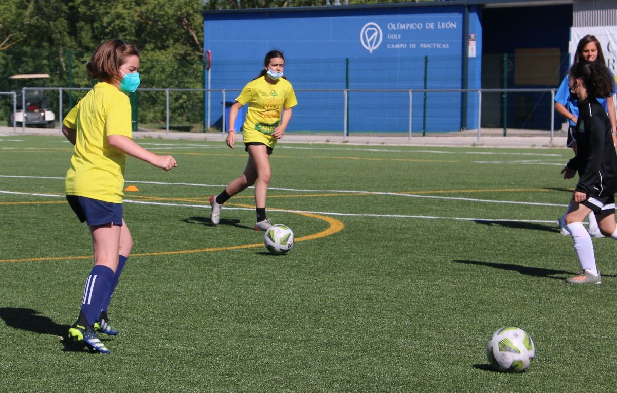 El Campus Diego Calzado organizó una jornada de tecnificación con jugadoras profesionales de fútbol femenino.