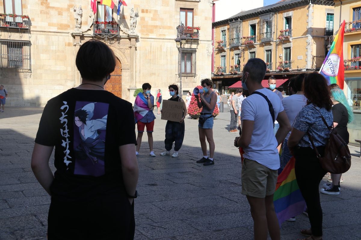 Fotos: León, contra la LGTBfobia