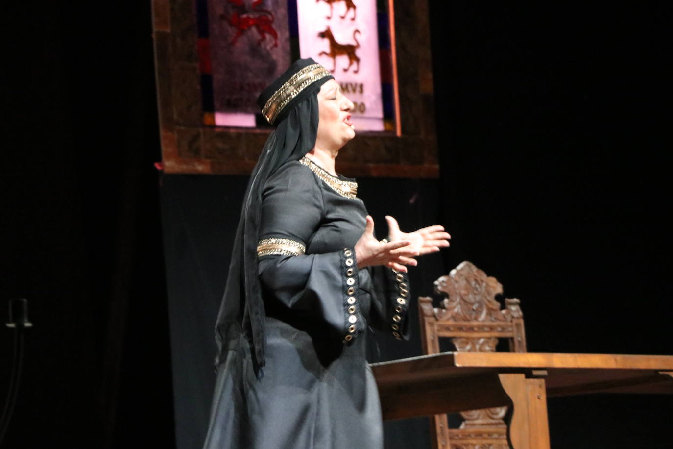 Turienzo de los Caballeros acoge junto al Torreón de los Osorio la representación teatral 'Unum in Aeternum' y recupera la narración de una leyenda de 1258 que gira en torno a la Orden de los Caballeros del Temple y la Maragatería.