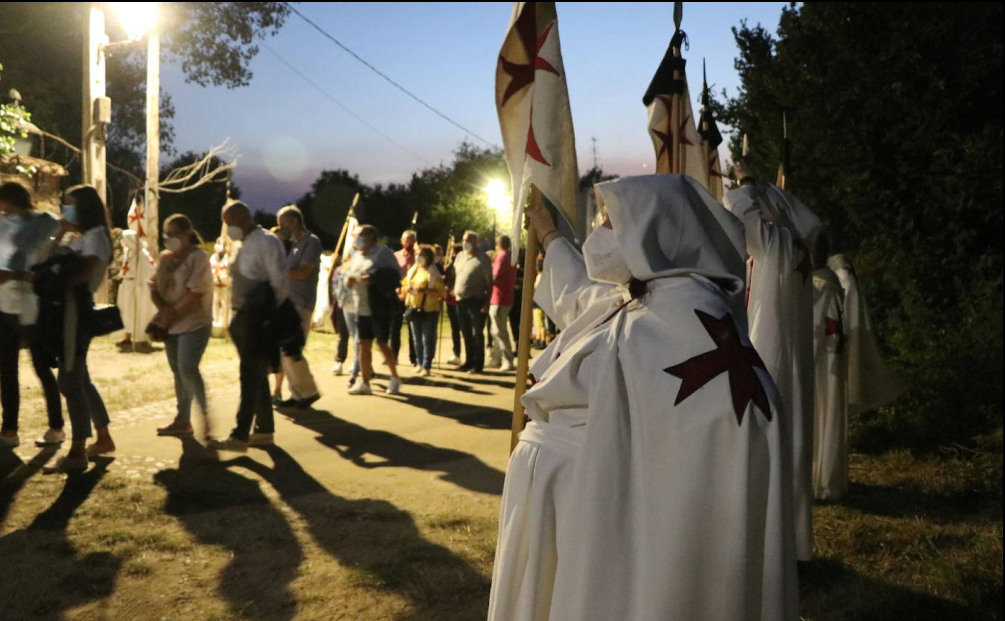 Imagen de los Templarios a la entrada al espectáculo.