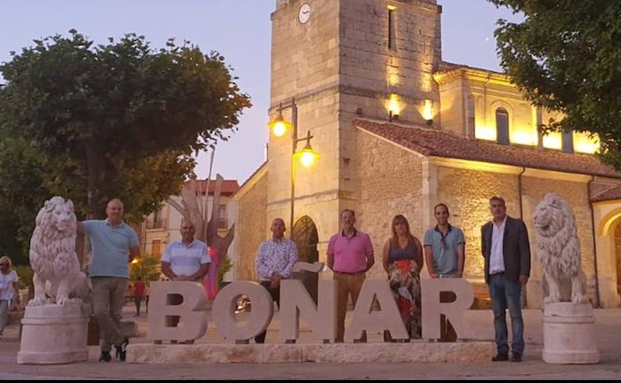 Inauguración del conjunto escultórico.