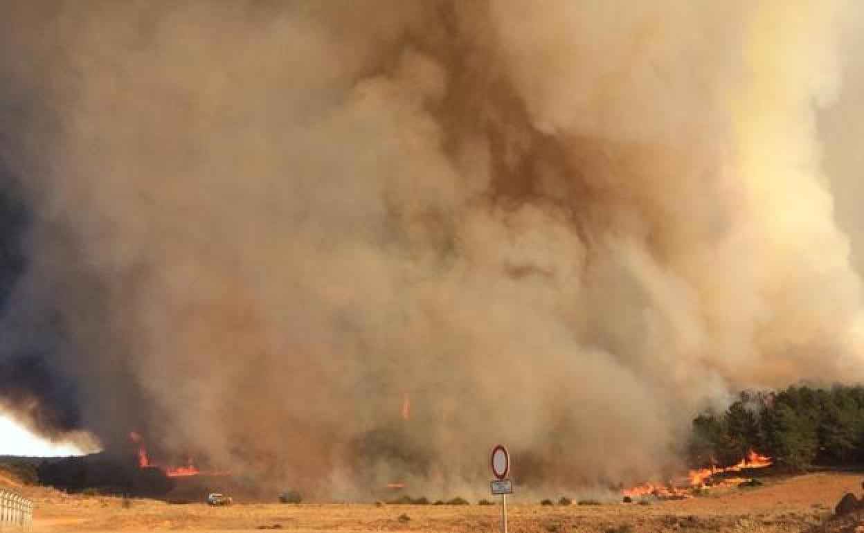 Imagen de un incendio en un verano pasado.