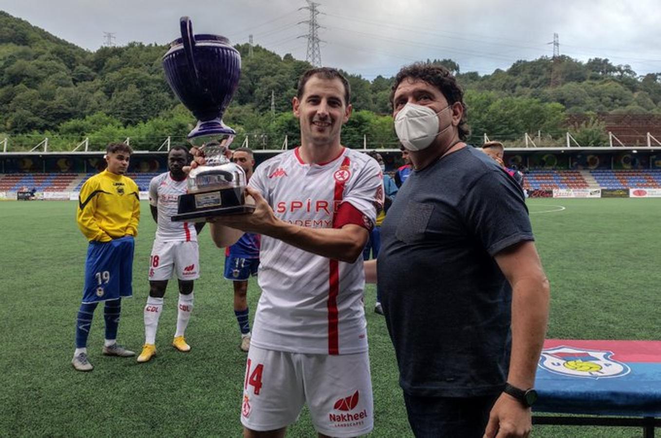 El conjunto dirigido por Ramón González ha disputado ante el UP Langreo el IX Memorial Julio Cárdenas.