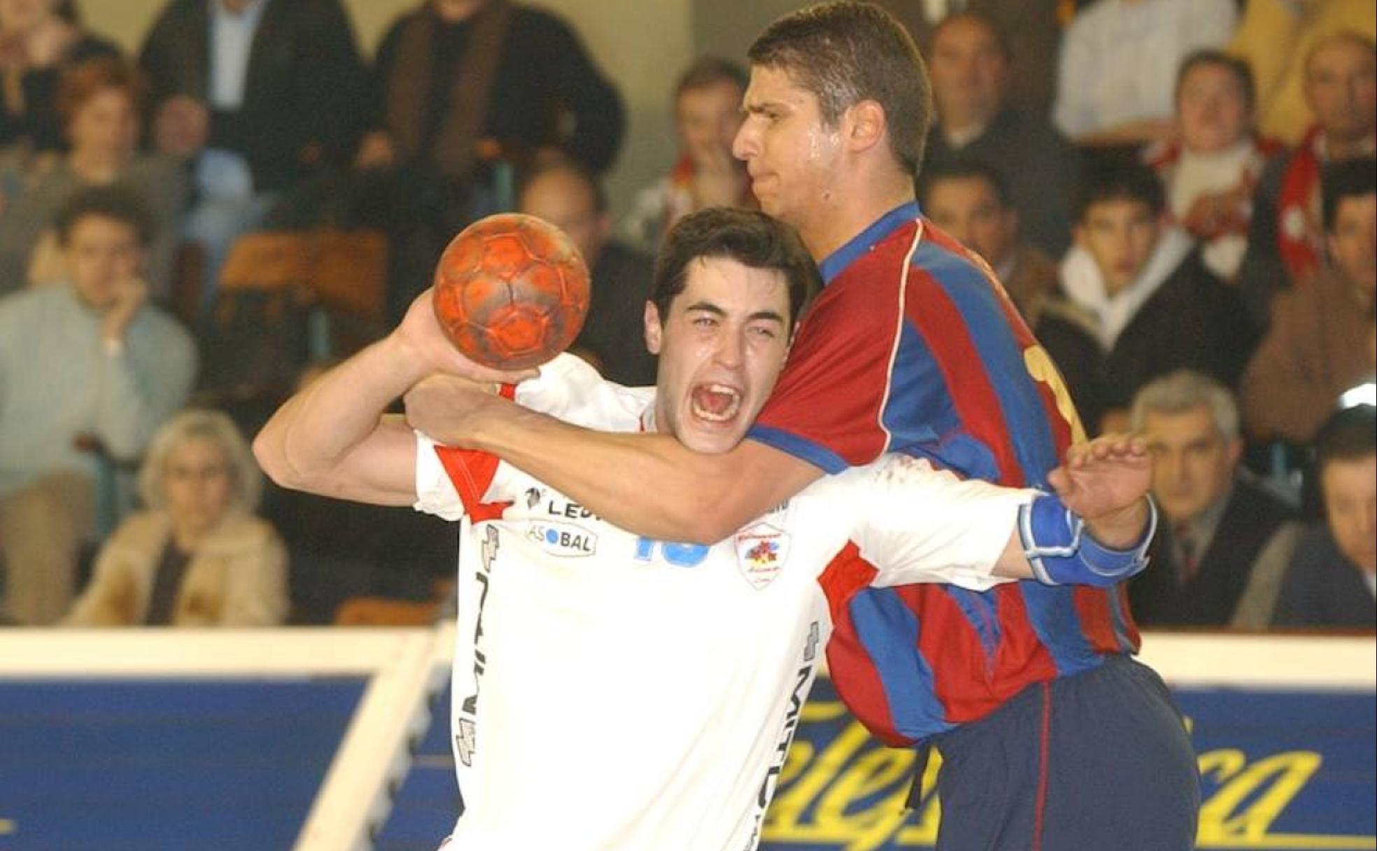 Raúl Entrerríos, en su etapa en el Ademar.