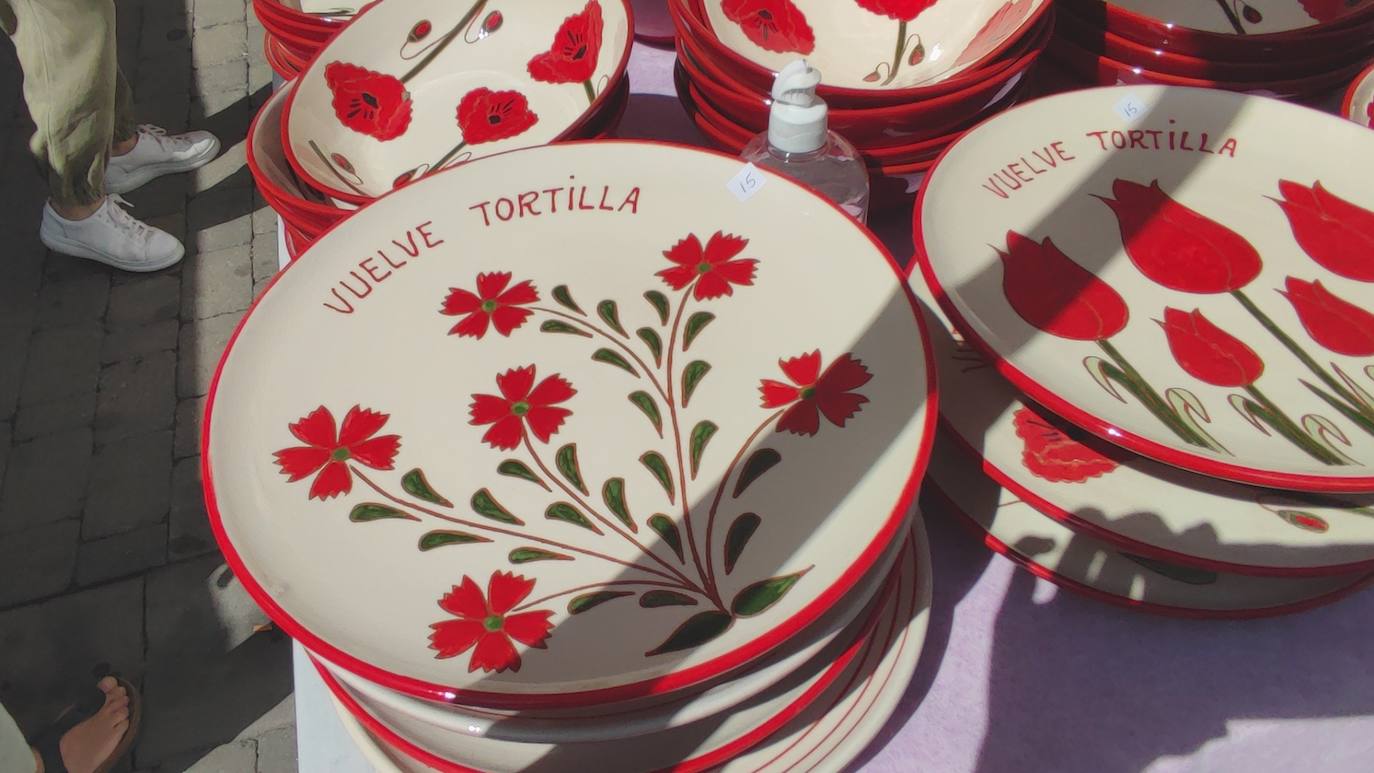 La feria artesana se celebra estos días en la ciudad leonesa.