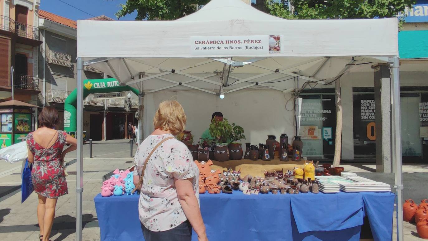 La feria artesana se celebra estos días en la ciudad leonesa.
