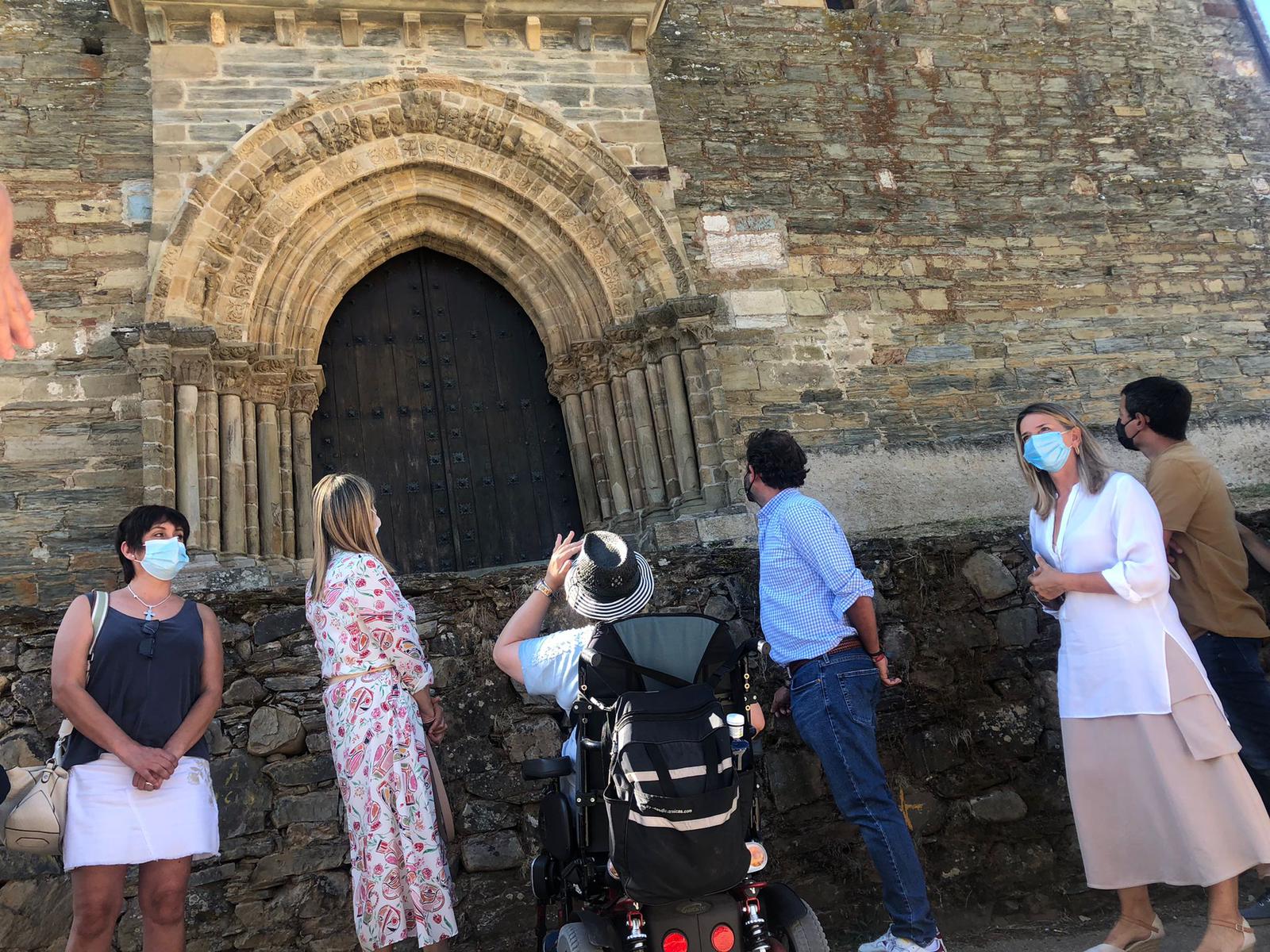 Fotos: Visita de Ana Pastor a Villafranca del Bierzo