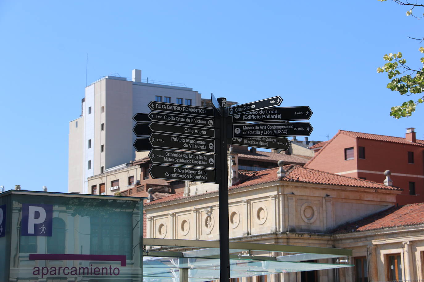 Los monumentos, la gastronomía y un ambiente especial atrapan a los turistas que visitan León y que ya piensan en repetir