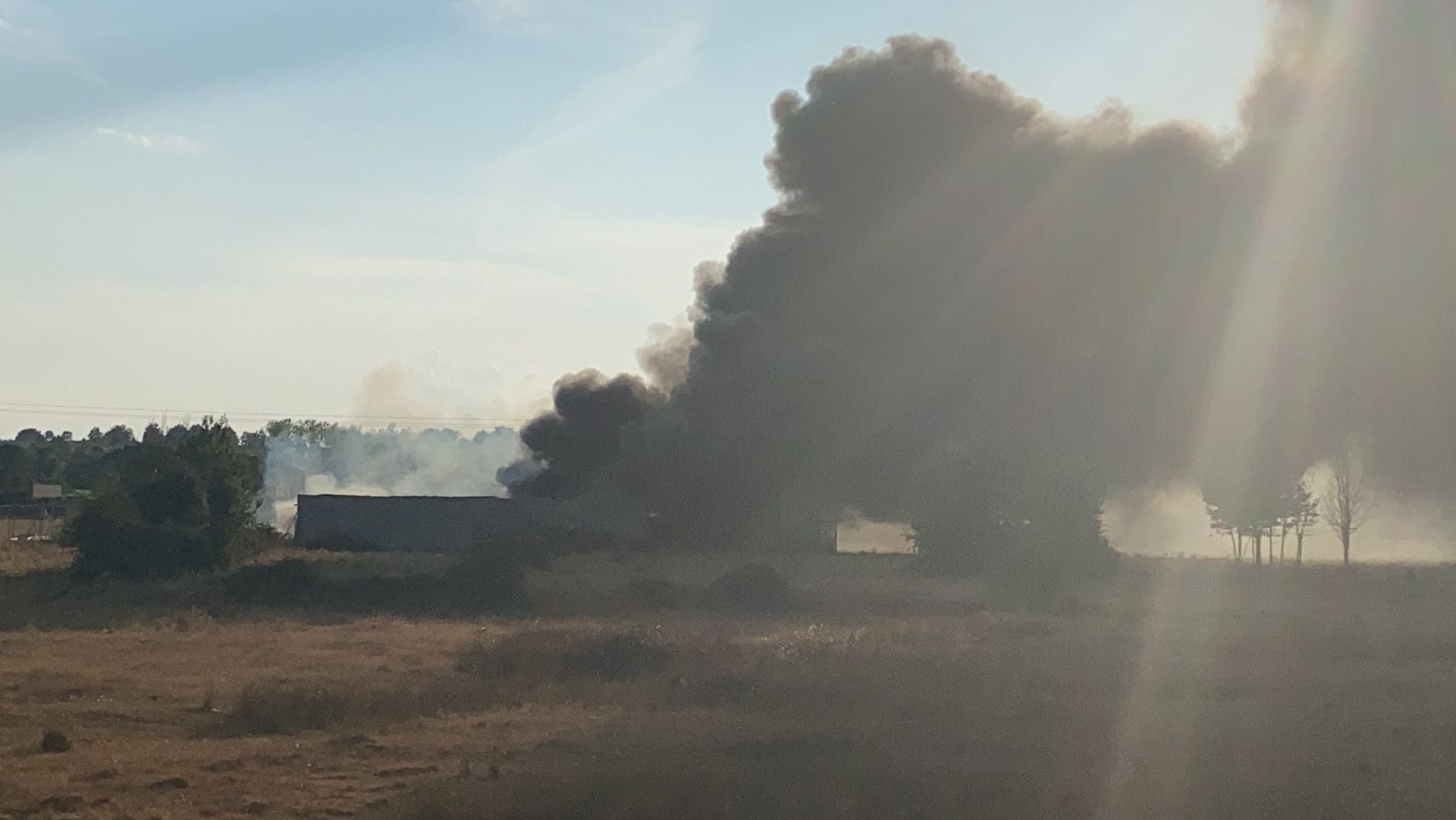 El fuego ha ocasinado grandes destrozos.