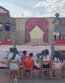 Imagen secundaria 2 - Diferentes momentos de las actuaciones realizadas durante el fin de semana en Oteruelo. Los actos fueron organizados por la junta vecinal (en la jornada dominical) y la asociación de vecinos (sábado). 