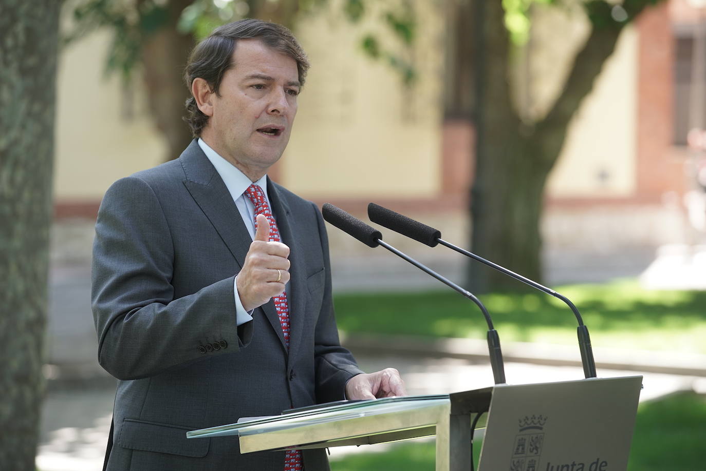 El presidente de la Junta de Castilla y León, Alfonso Fernández Mañueco, ofrece una rueda de prensa sobre el curso político.