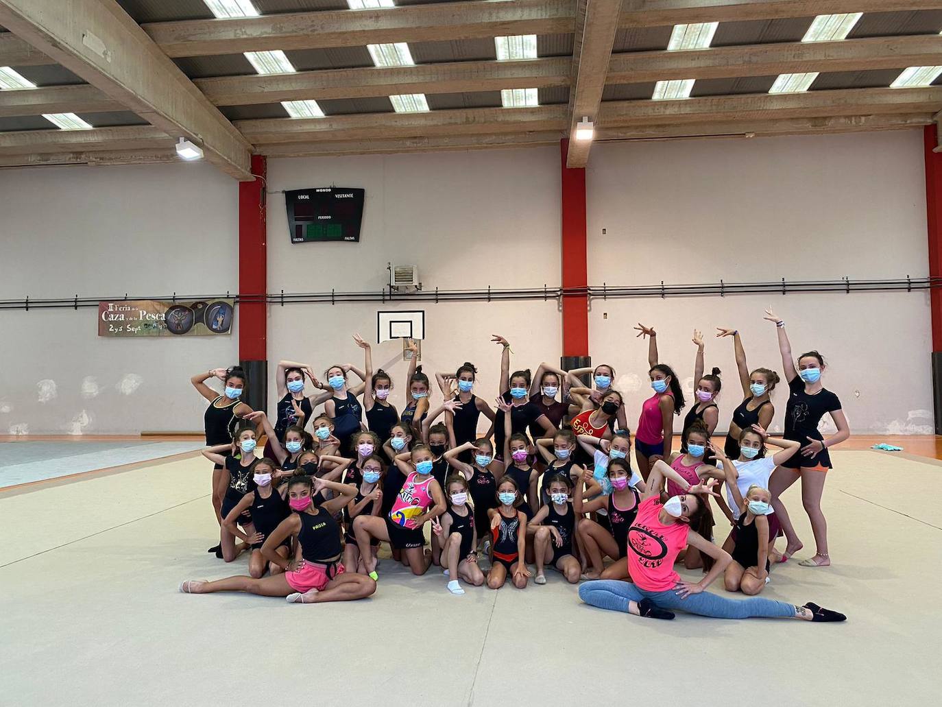 Decenas del niñas participan en este evento que se celebra cada año en La Vecilla.