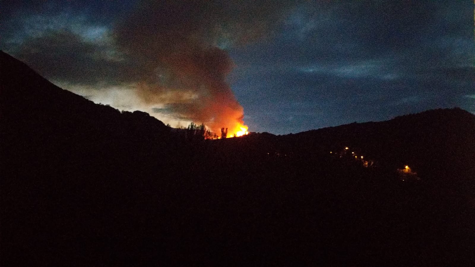 El fuego declarado en Serrilla ha sido catalogado de nivel 1.