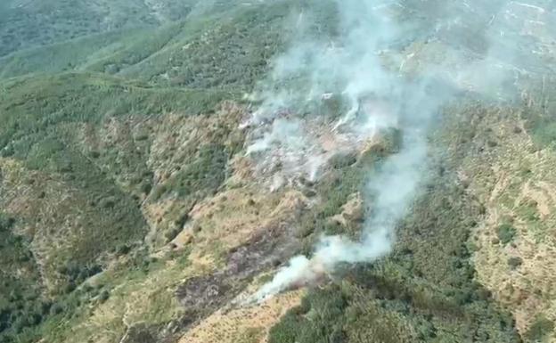 Galería. Vista aérea del incendio de Serrilla.