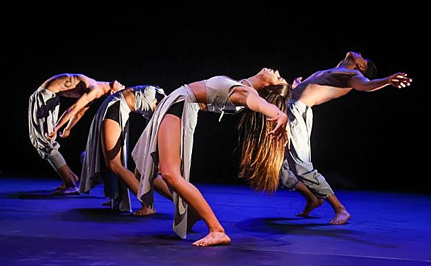 Galería. Vestuario de la JOven COmpañía elaborado por María Lafuente. 