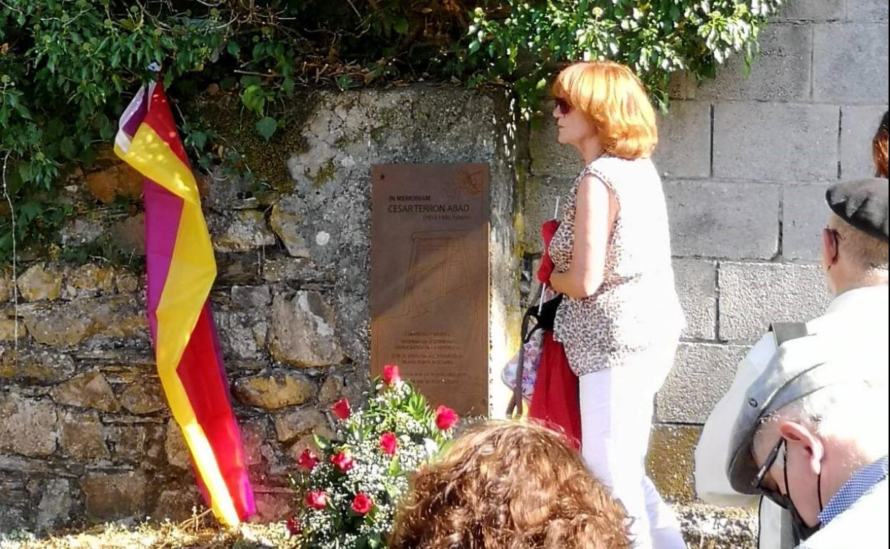 Homenaje a las víctimas del franquismo en la figura de César Terrón celebrado en El Bierzo.