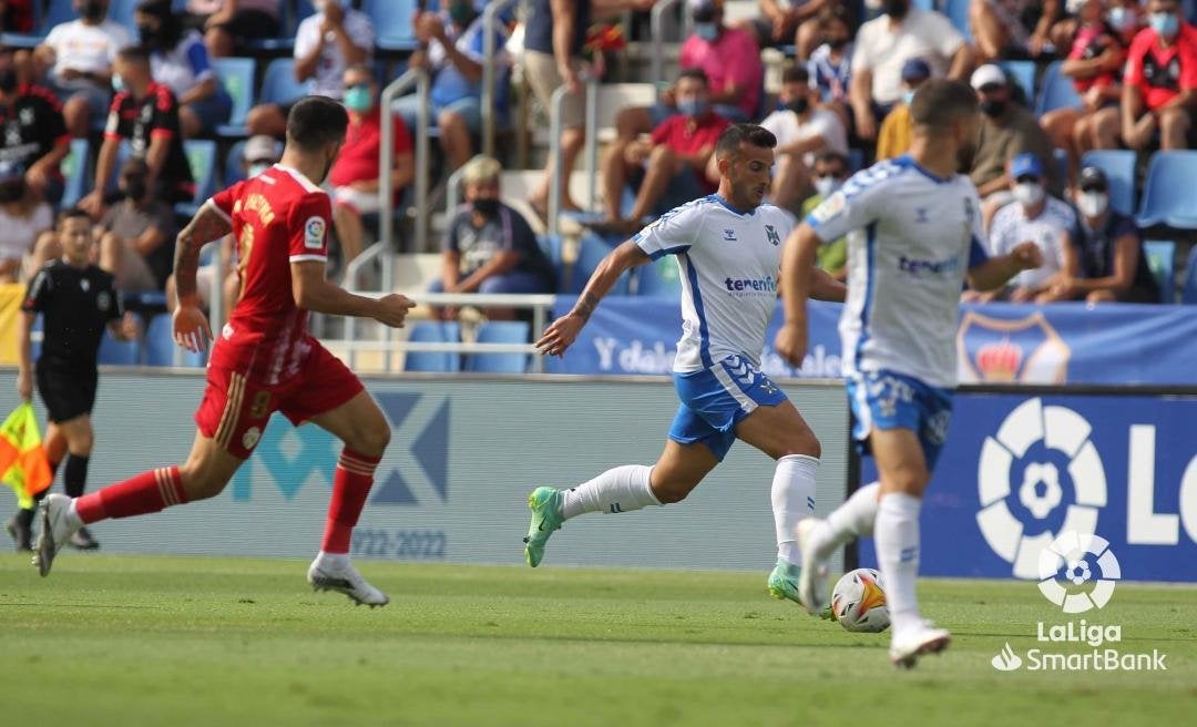 Los de Bolo suman su primera derrota del curso traer perder en Tenerife con dos tantos de Elany y Muñoz.