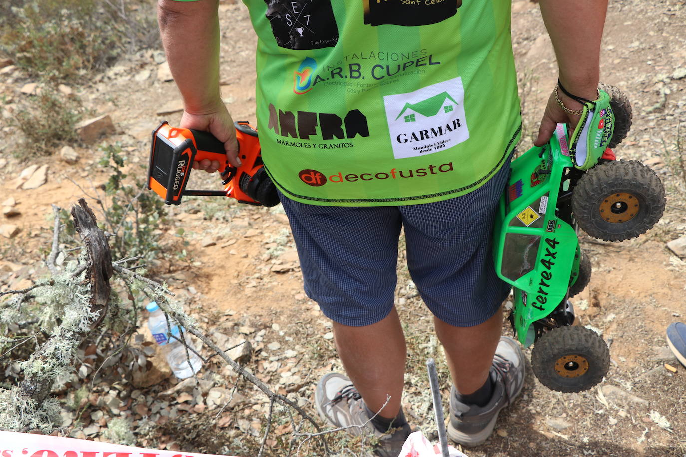 Fotos: La pasión por los coches de radiocontrol se vive en Castrotierra de la Valduerna