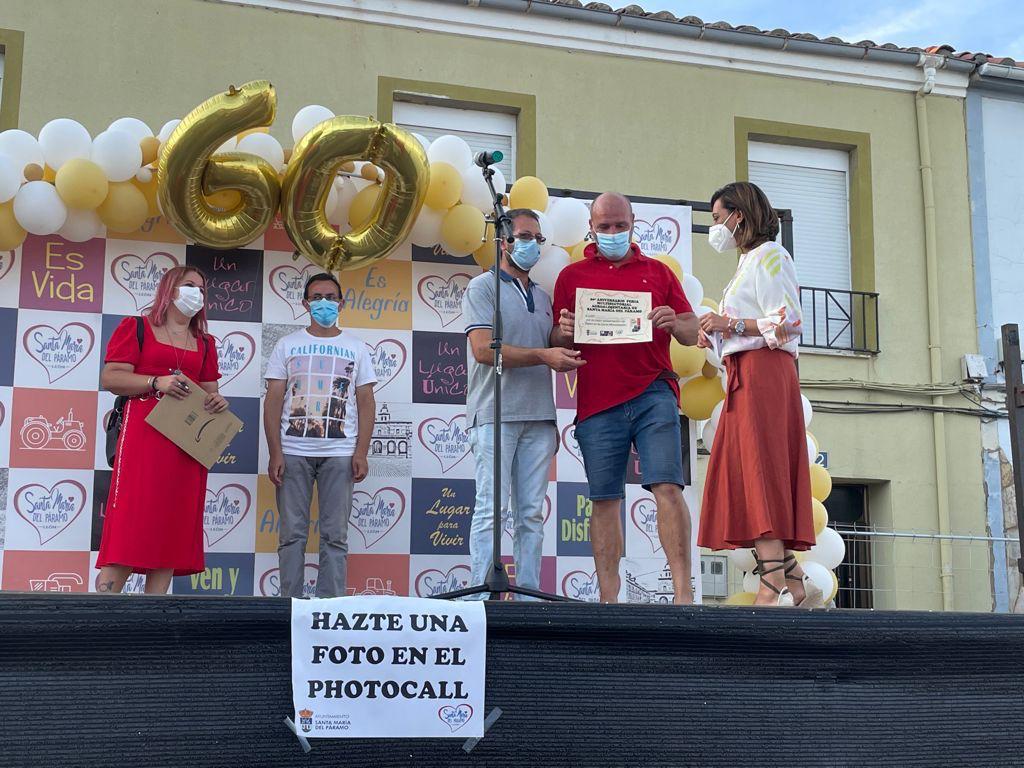 Más de cien expositores de España y Portugal han mostrado sus obras en el municipio leonés.