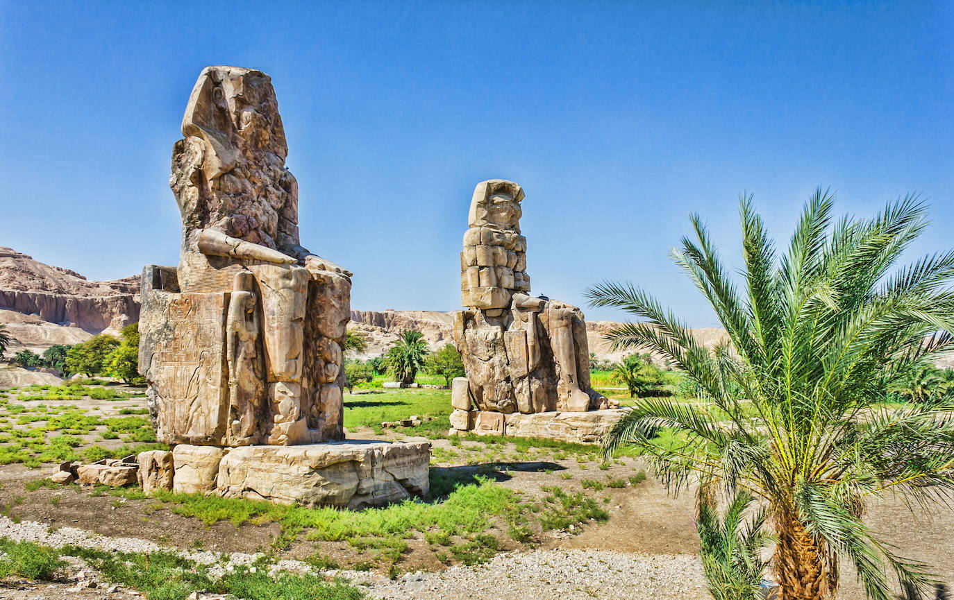 Luxor (Egipto) | Es el enclave por excelencia del mundo arqueológico y cuenta con el mayor número de monumentos del antiguo Egipto. Aquí se encuentra el Valle de las Reinas, con la tumba de la reina Nefertari, el Valle de los Reyes o los templos de Karnak.