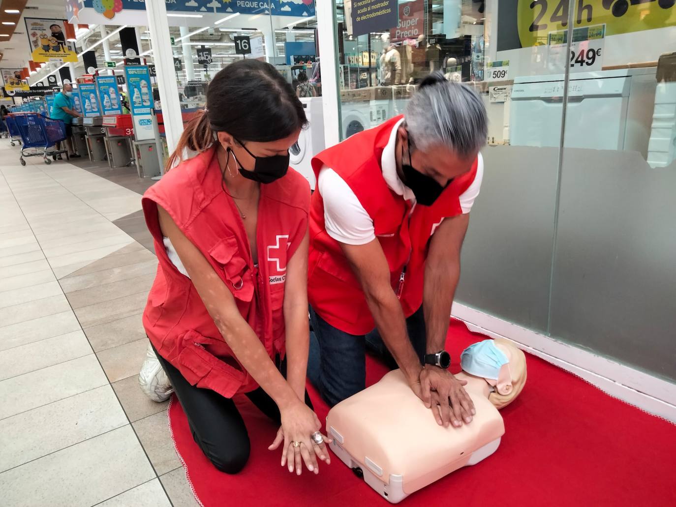 El área de socorros y emergencias de la Cruz Roja atendió el ao pasado a casi 7.000 personas en León.