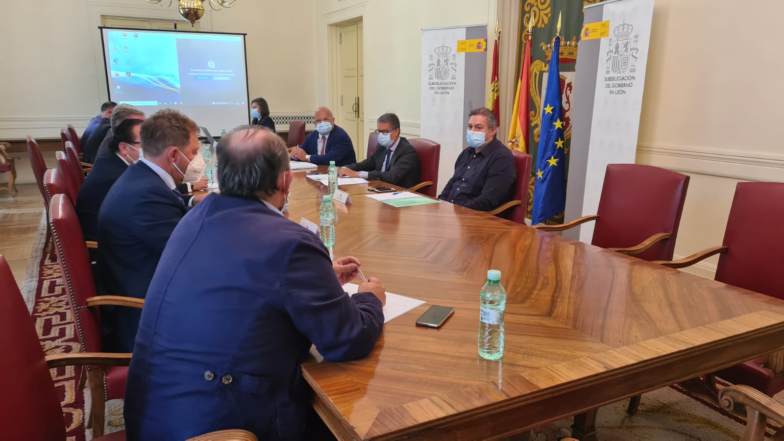 Reunión con empresarios y cámaras de comercio del secretario de Estado de Telecomunicaciones e Infraestructuras Digitales.