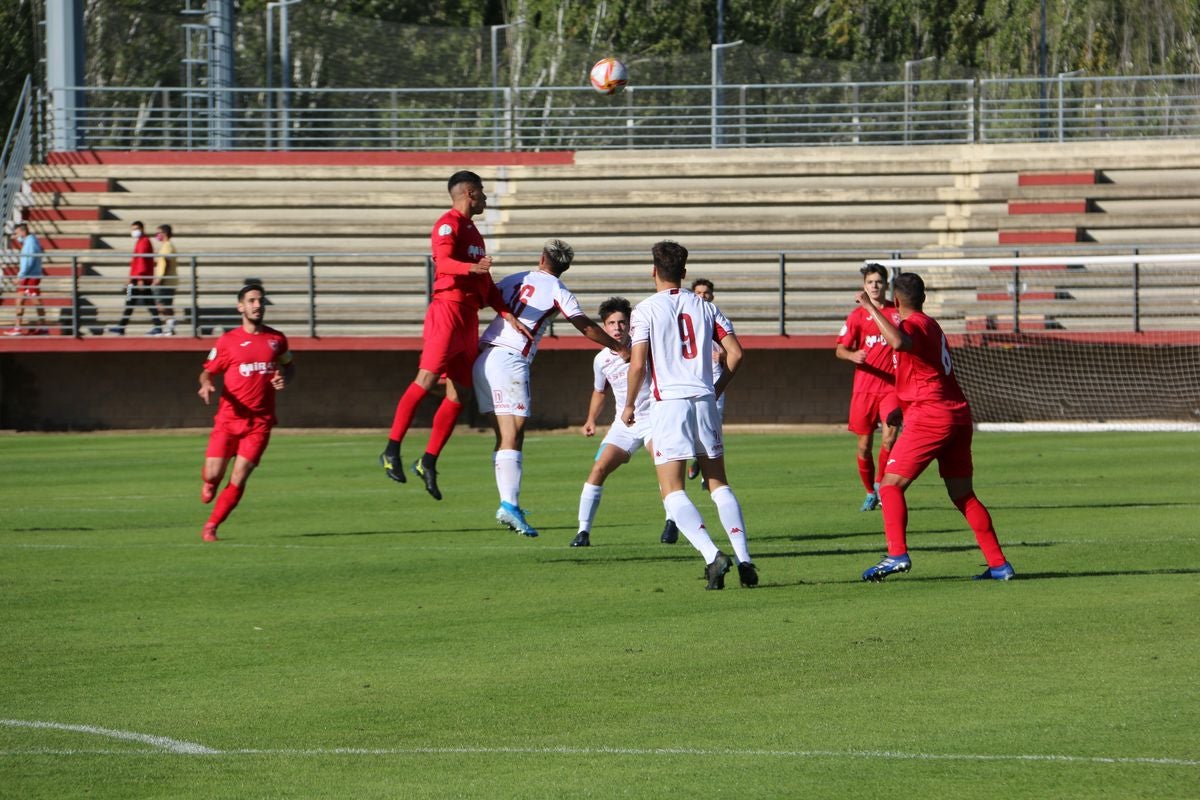 El conjunto de Isra Martínez ha disputado este sábado su primer partido como local de la temporada ante el CD Ribert